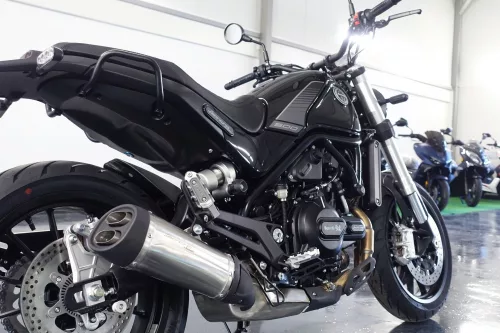 Benelli Leoncino 500