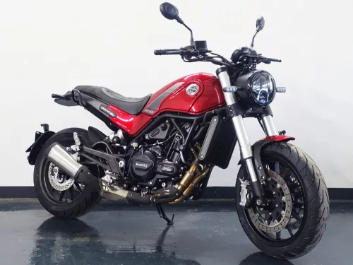 Benelli Leoncino 500