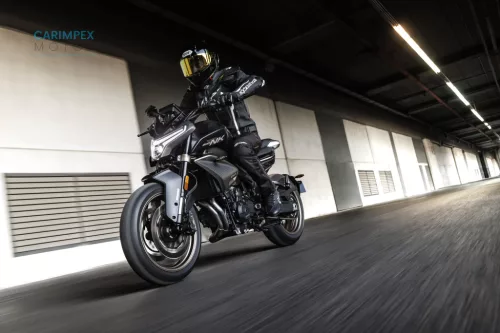 CFMOTO 800NK Advanced 