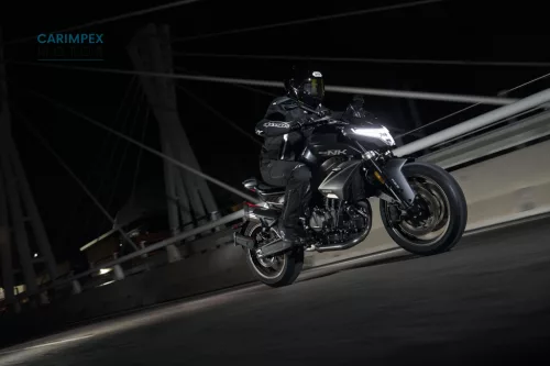 CFMOTO 800NK Advanced 