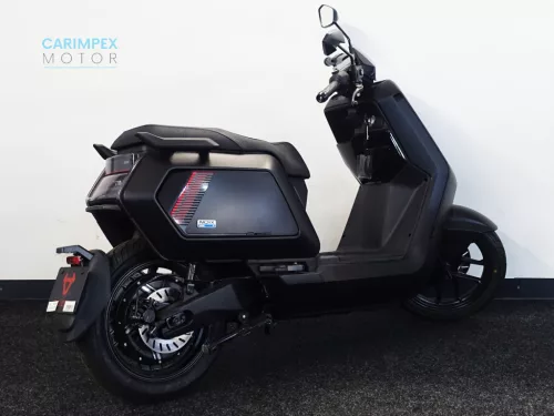 NIU NQiX 300 80km/h