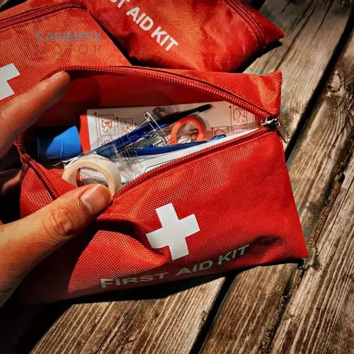 Elsősegélycsomag vászontáskás