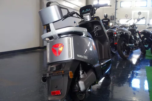 Ztech ZT-33-B Yadea E8S 45km/h